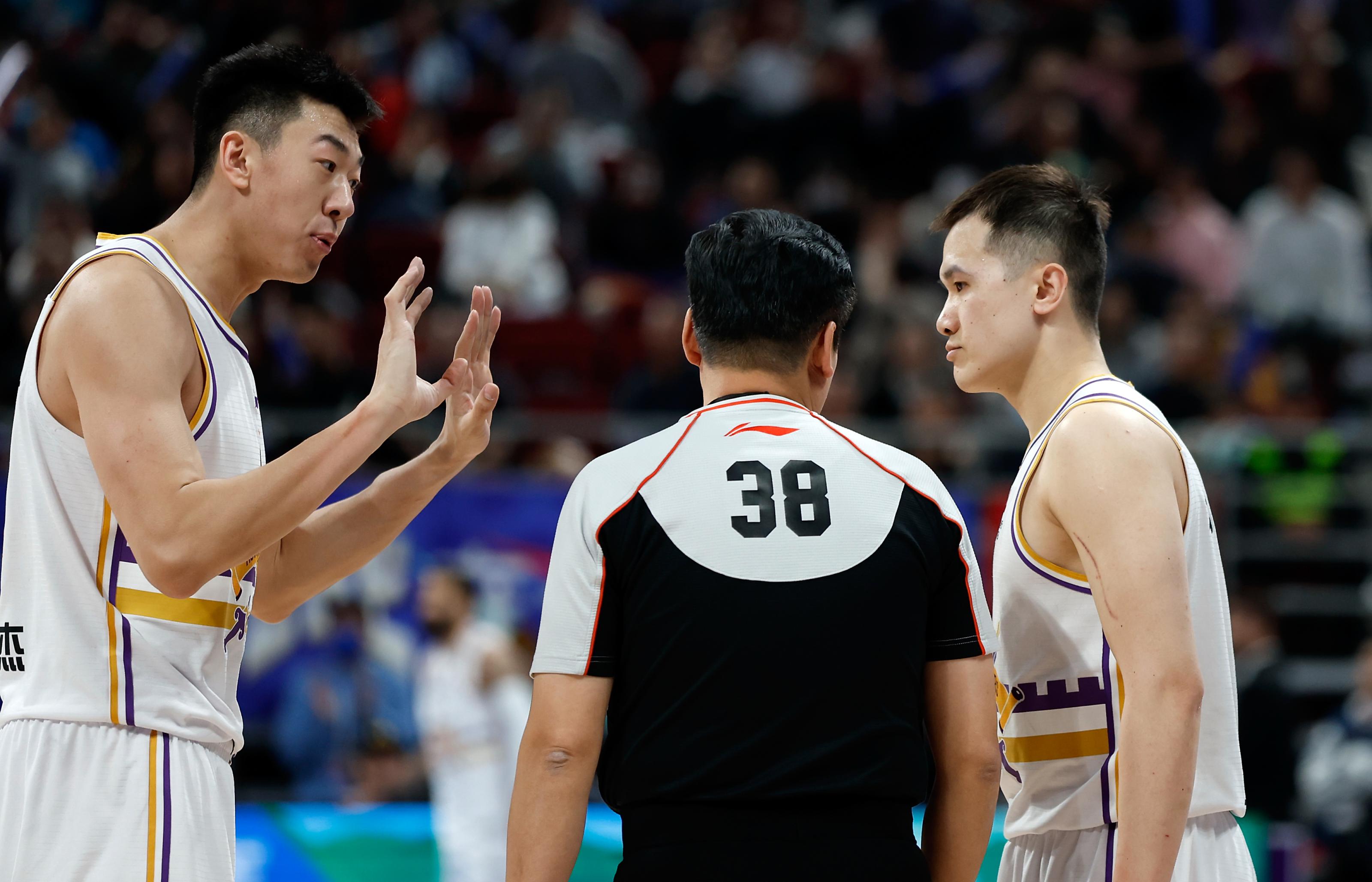 大连中能客场惊险战胜北京北控，保持不败纪录